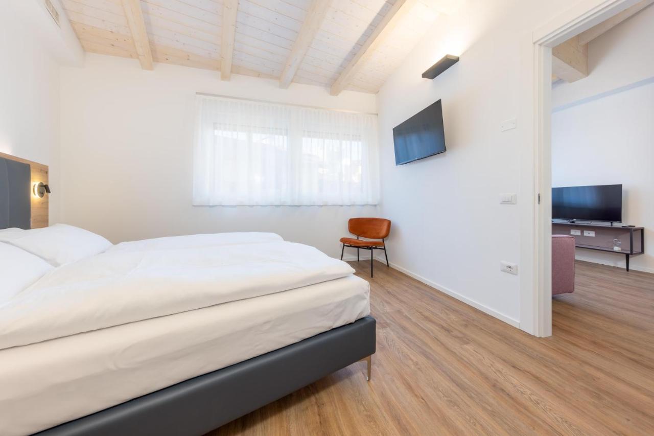 Minerva Guesthouse Trento Exterior foto